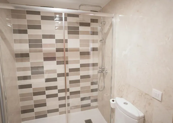 Apartament Reyes *